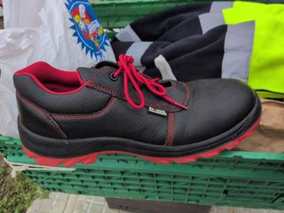 Zapatos seguridad Be-work negros