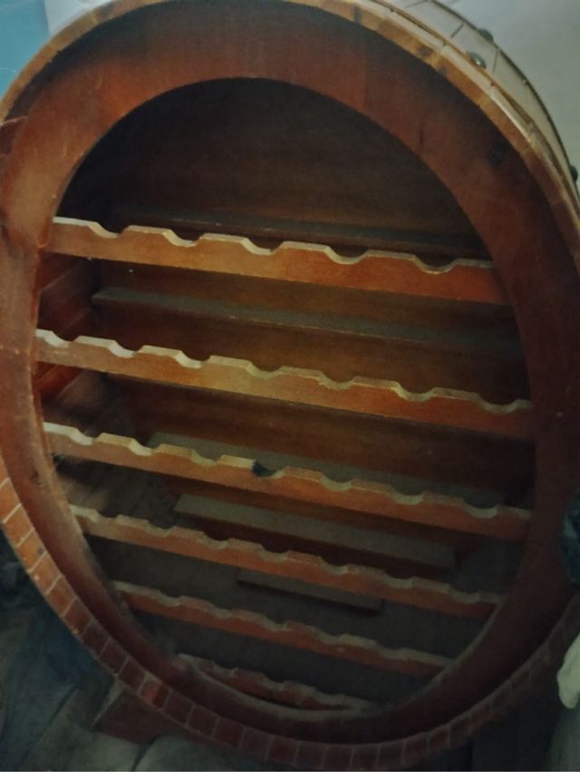 Botte in legno - 35 slot per bottiglie