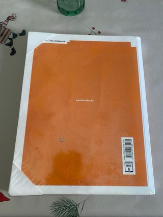 Libro Economía. 1º Bachillerato Paraninfo LOMLOE