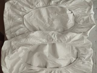 Sábanas impermeables POCO USO capazo-carrito bebé