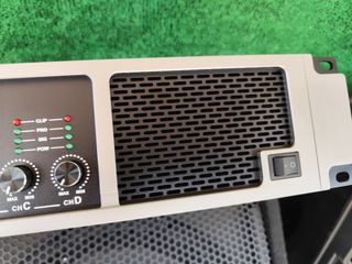 Amplificador AJAT-8000N 4x2000  4 canales clase D