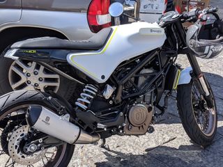 Husqvarna Vitpilen 401 - Moto