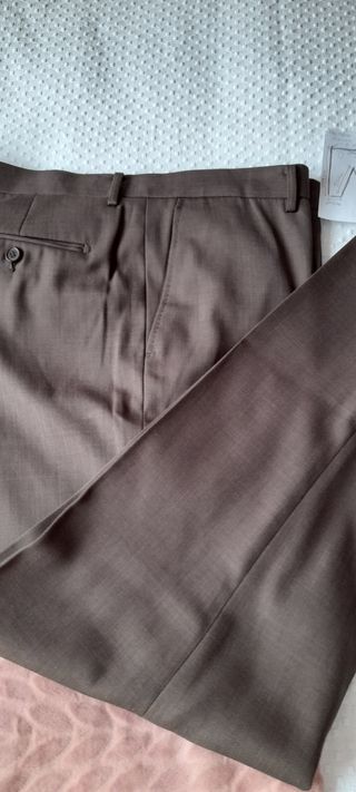 Pantalón marrón hombre