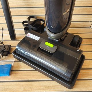 Aspiradora Eureka - Limpia y potente