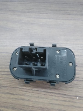 Mando elevalunas delantero izquierdo Ford 