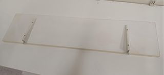 Set di ripiani in legno bianco + supporti in metallo