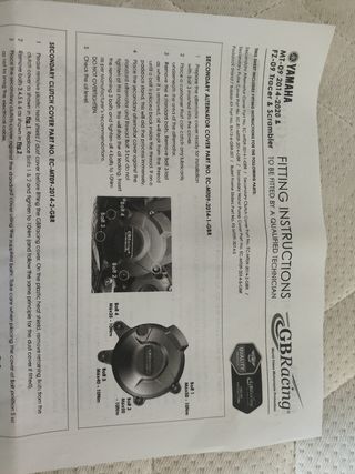 Tapas motor carbono Yamaha MT-09