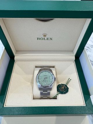 Rolex Oyster Perpetual 41 mm Verde Pistacho
