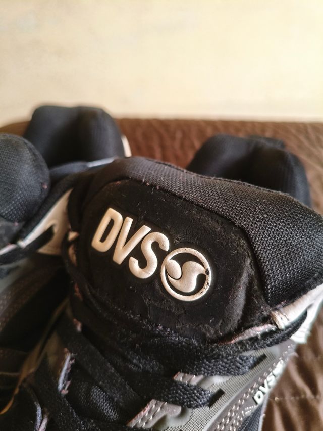 Scarpe DVS skate nero-grigio