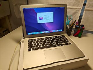 MacBook Air 13" Plata - Apple