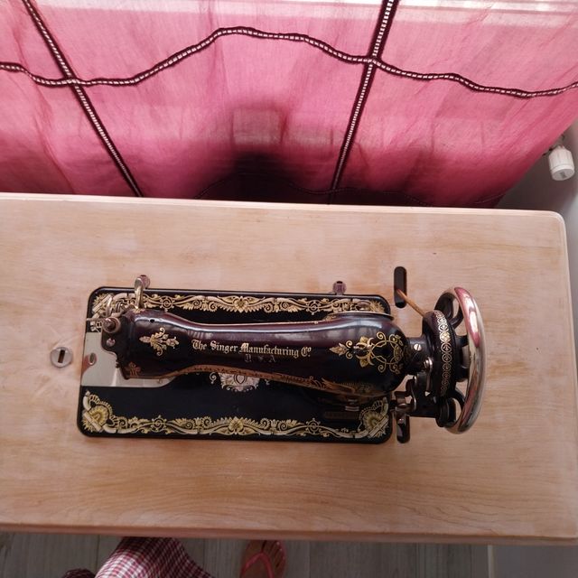 Máquina coser Singer antigua restaurada