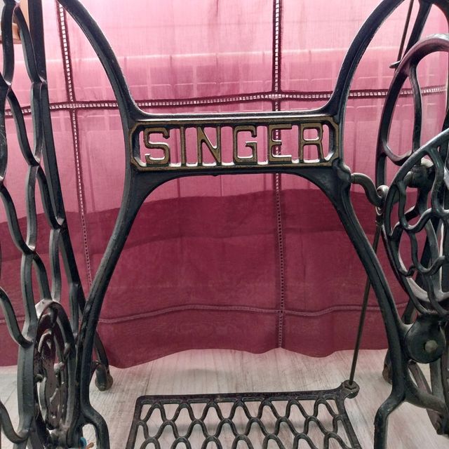 Máquina coser Singer antigua restaurada