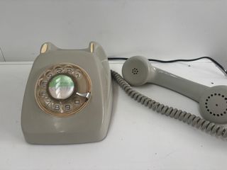 Teléfono antiguo años 70
