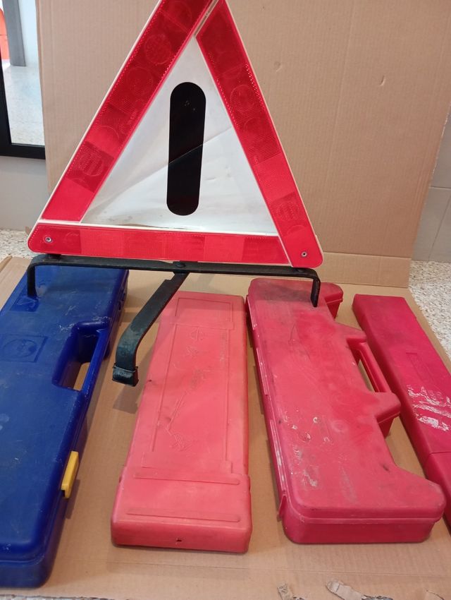 Triángulos emergencia 