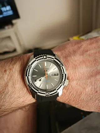 Seiko 5 Sports Automático SRPK - Gris