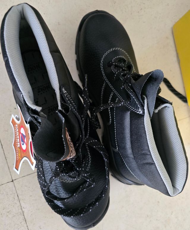 Scarpe di sicurezza Panter No. 42