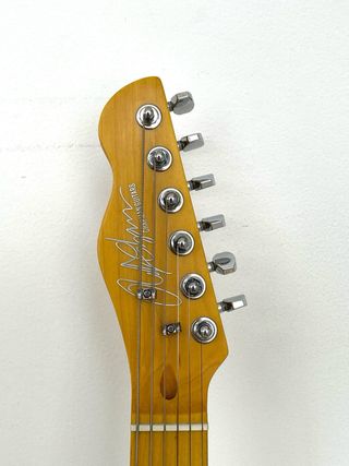 Guitarra Chapman ML3 Negra