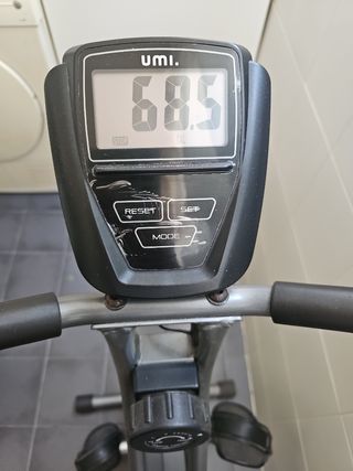 Bicicleta estática UMI SmartFit 100