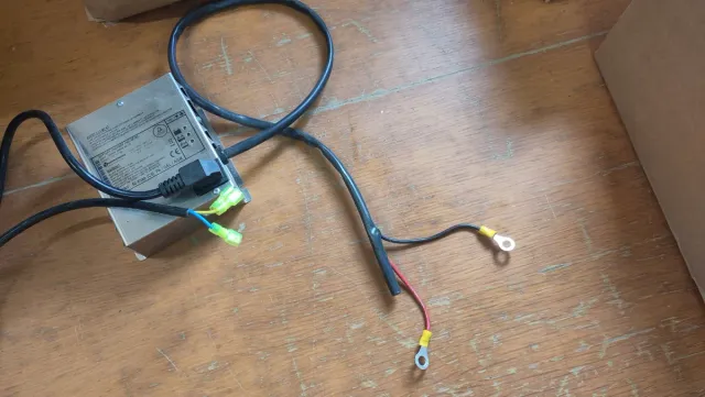 Cargador baterías Nordelettronica NE283