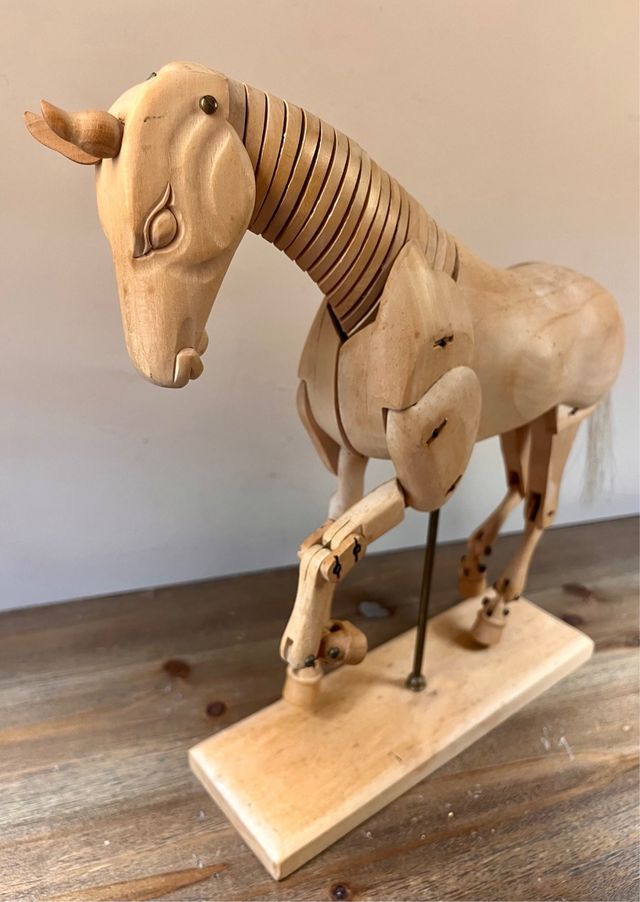 Decorativo modelo anatómico de caballo de madera