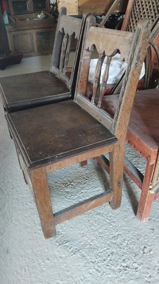 2 Sillas Antiguas - Siglo XIX
