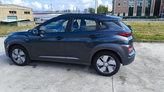 Hyundai Kona 100kW EV Klass 305km