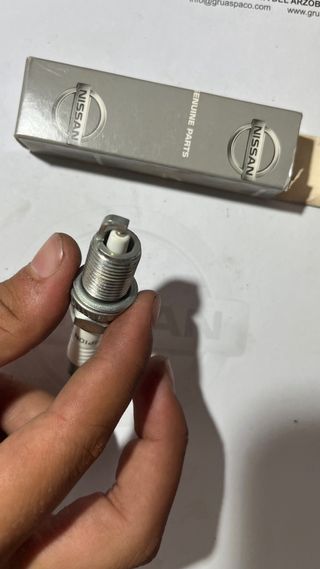 Bujías Nissan 22401AX015 (x4)