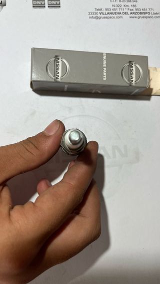 Bujías Nissan 22401AX015 (x4)