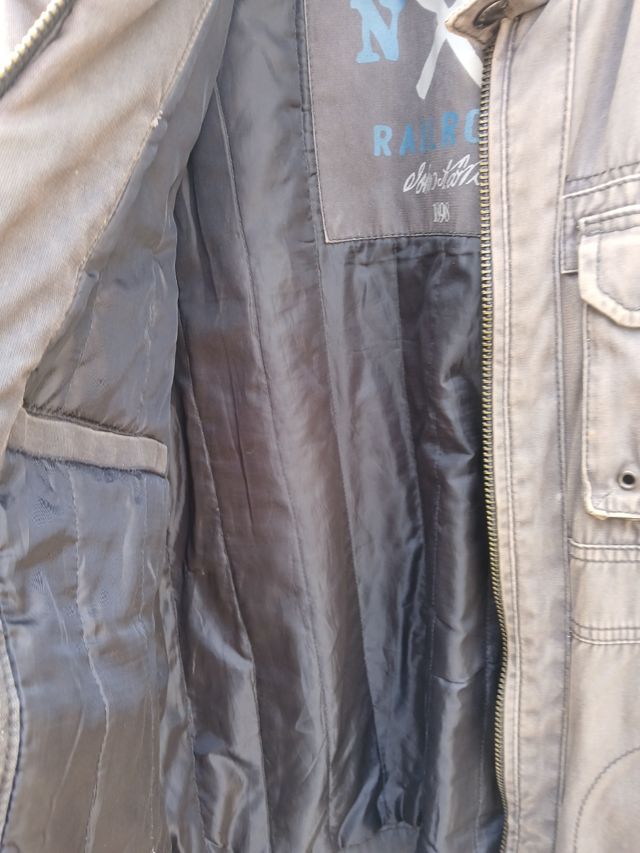 Blusão Cinza Vintage