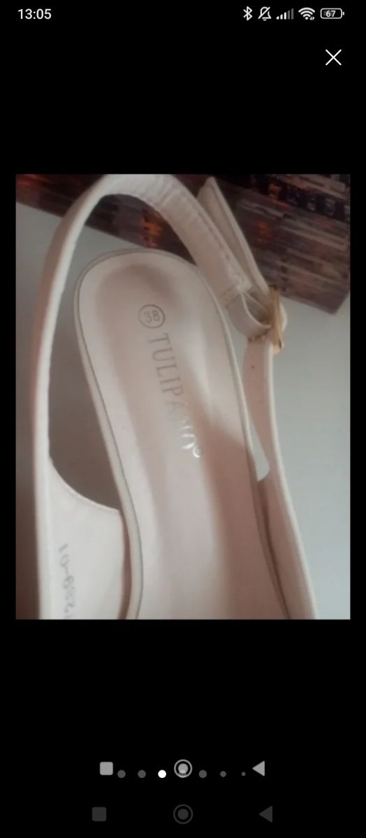 Tacones beige destalonados