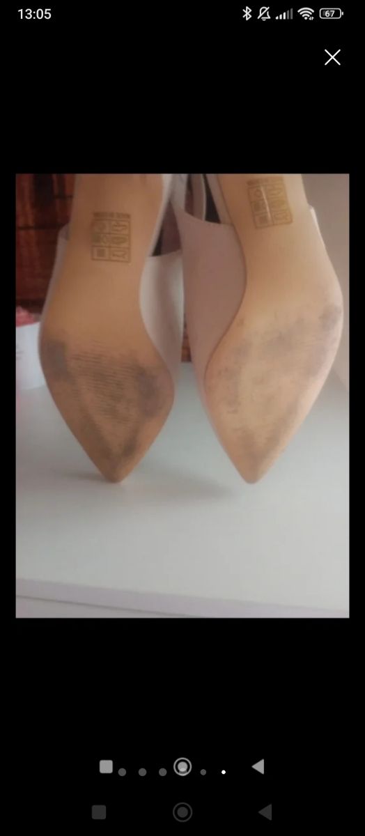 Tacones beige destalonados