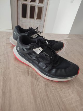Zapatillas Salomon Ultra Glide talla 45 ⅓