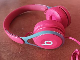 Auriculares Beats EP rojos