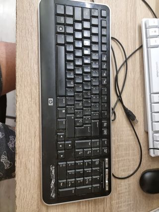 Teclado HP - Negro y Plata