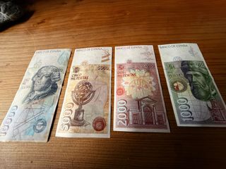 4 Billetes Peseta España (10000, 5000, 2000, 1000)