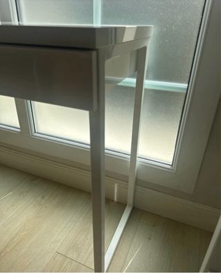Escritorio Besta Burs blanco
