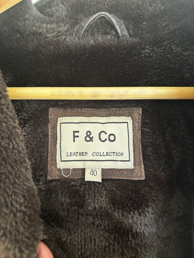 Abrigo marrón F&Co M