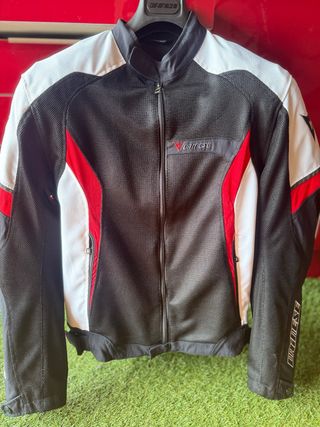 Cazadora Dainese moto