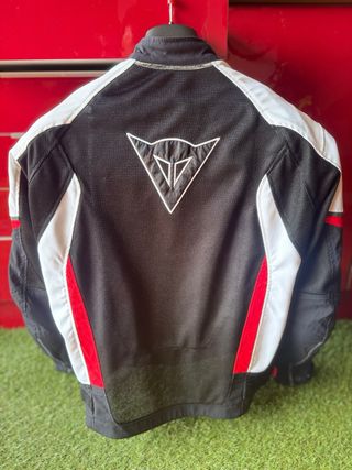 Cazadora Dainese moto