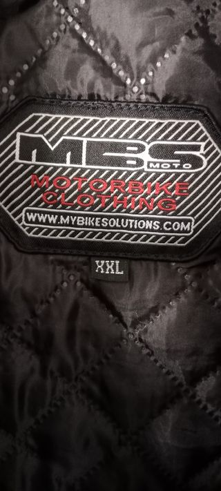 Chaqueta moto talla XXL. 
Marca MBS RaceUp