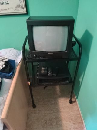 TV BBK CRT - Carro TV