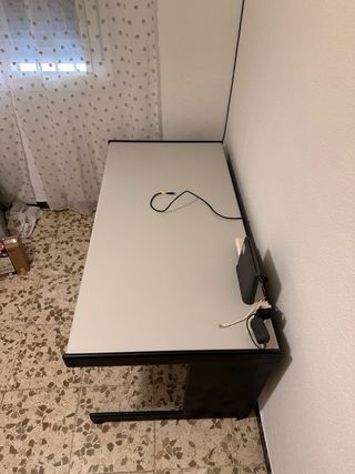 Mesa escritorio oficina industrial gris y negra