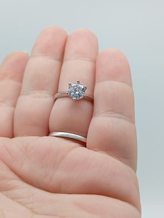 Anillo solitario chapado en plata 925