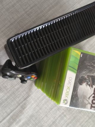 Xbox 360 + 1 mando + 17 juegos