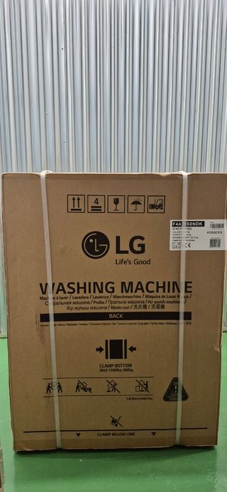 Lavadora LG F4A8NDK - 680kg