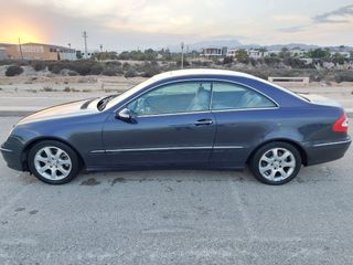 Mercedes-Benz  CLK 2002