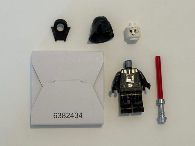 Lego Darth Vader Minifigura 