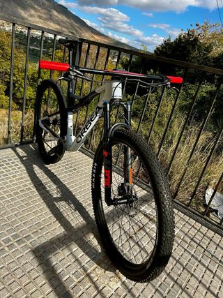 Orbea Oiz 2024 Talla M (CARBONO)