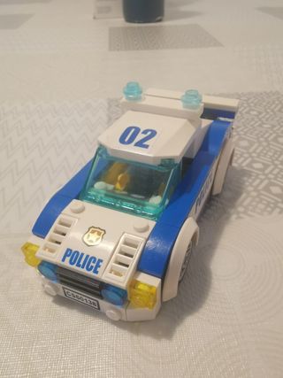 Lego Coche Policía referencia 60138