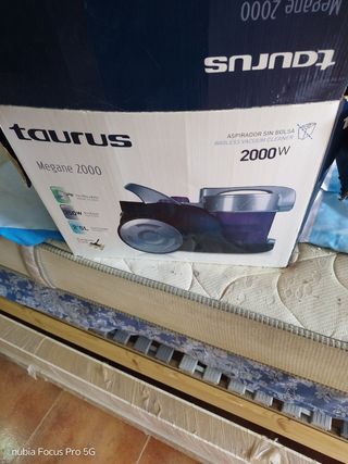 Aspiradora Taurus Vitae 2000